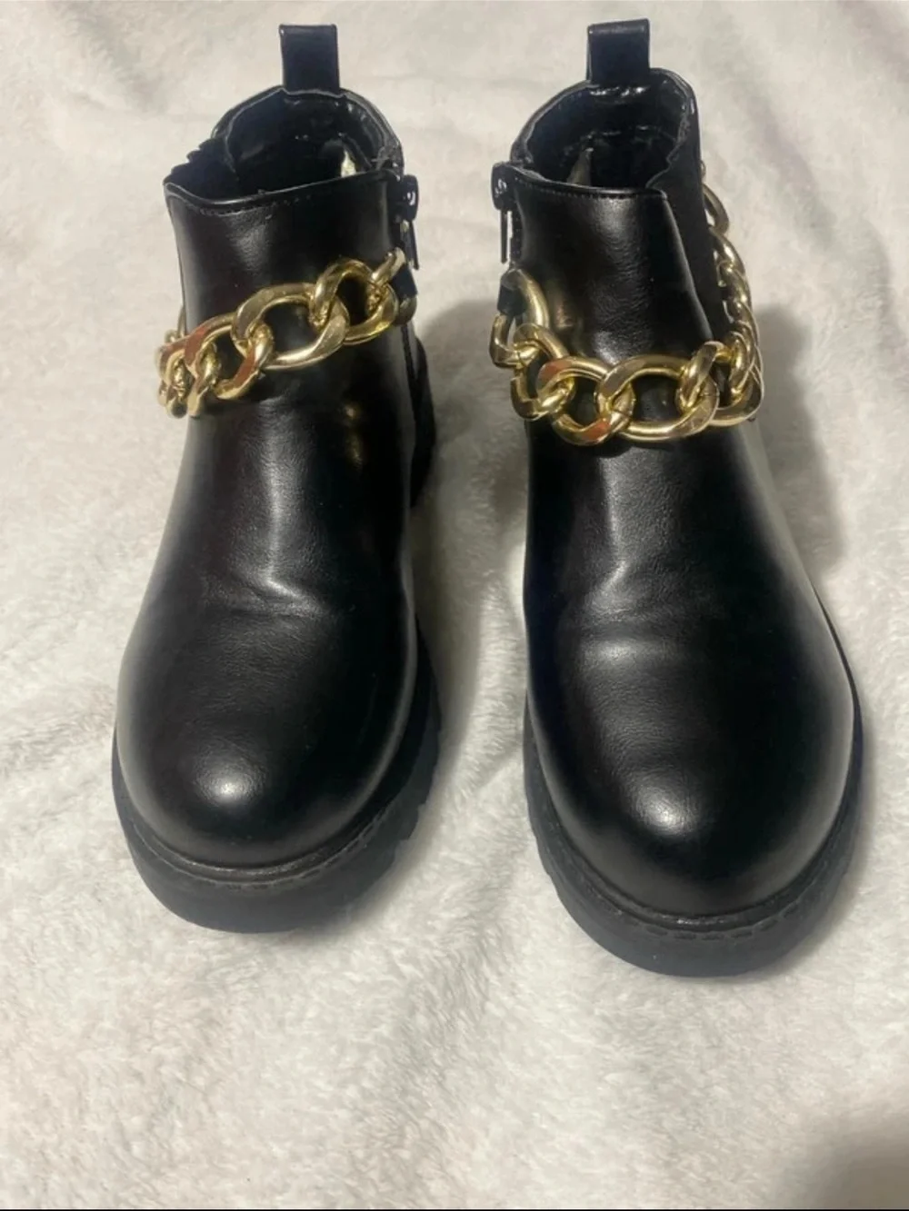 FabKids Girls Black Ankle Boots Gold Chain Detail Size 2